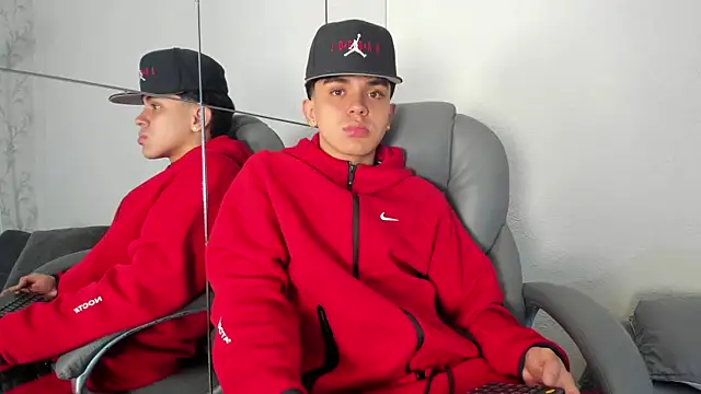  TaylorBlack online show from 04/07/26, 11:43