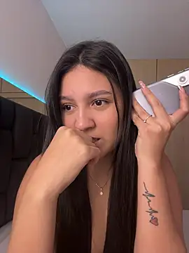 Camila sanchez25 online show from 07/10/26, 08:22