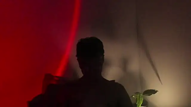 Snapshot of charlie_dicker chatting on 03/12/26, 12:28 charlie dicker online show from 03/12/26, 12:28