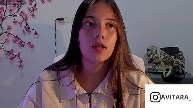 vanesita  online show from 07/02/26, 11:44