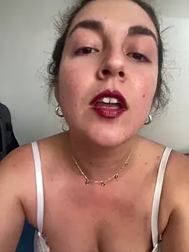 Snapshot of sweetrosedance chatting on 03/07/26, 04:48 sweetrosedance online show from 03/07/26, 04:48