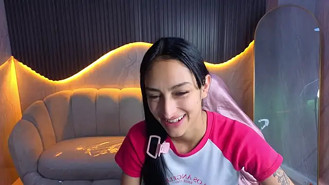 Snapshot of Tifany_Tx chatting on 03/15/26, 12:33 Tifany Tx online show from 03/15/26, 12:33