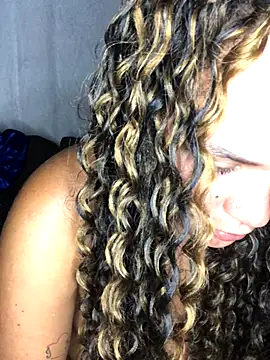 Geelalmeida online show from 12/19/25, 02:07