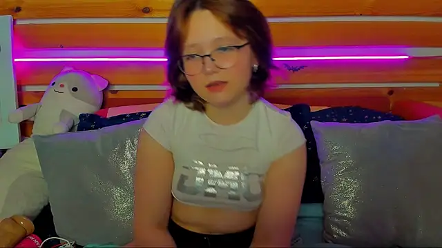 Mary Bryantt online show from 02/25/26, 01:15