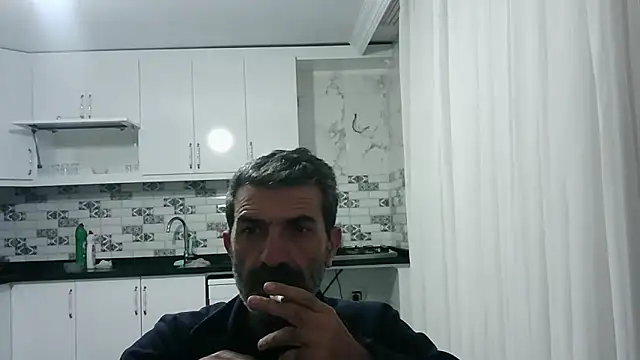 Snapshot of kobra21turki chatting on 04/21/26, 10:12 kobra21turki online show from 04/21/26, 10:12