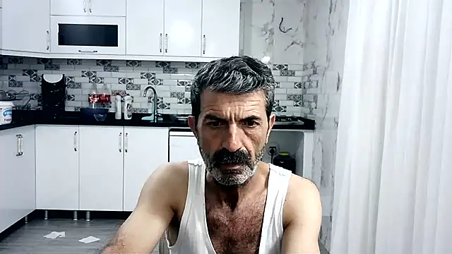 Snapshot of kobra21turki chatting on 06/11/26, 08:29 kobra21turki online show from 06/11/26, 08:29