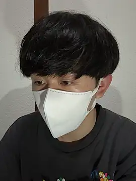 Snapshot of sola_JP chatting on 12/17/25, 12:44 sola JP online show from 12/17/25, 12:44