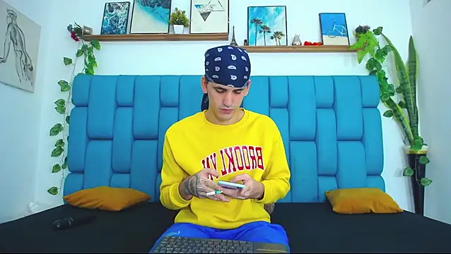 boy Dirty X online show from 01/15/26, 03:22