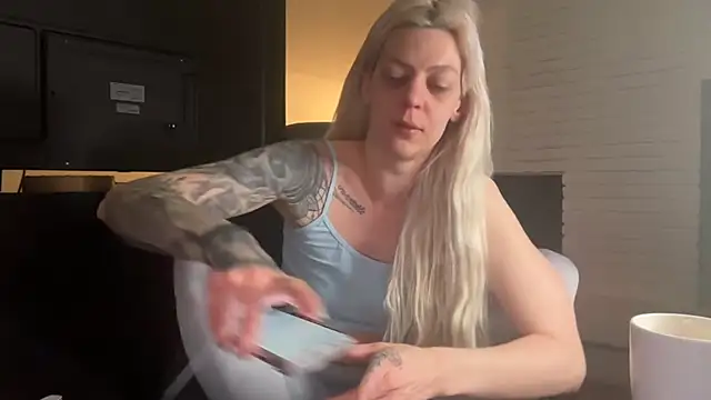 Melina Diamond online show from 01/08/26, 12:35