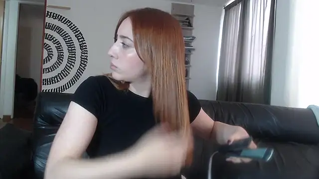 Snapshot of BeautyYoungblond chatting on 07/12/26, 08:44 BeautyYoungblond online show from 07/12/26, 08:44