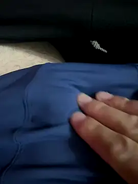 Snapshot of SnakyBolt chatting on 12/15/25, 10:58 SnakyBolt online show from 12/15/25, 10:58