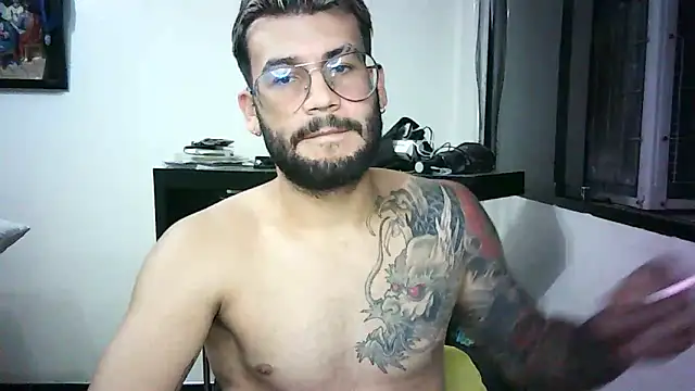 Snapshot of thedragonboyxxx chatting on 04/02/26, 04:10 thedragonboyxxx online show from 04/02/26, 04:10