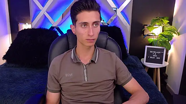 Snapshot of Ithan_Skin chatting on 03/21/26, 10:20 Ithan Skin online show from 03/21/26, 10:20