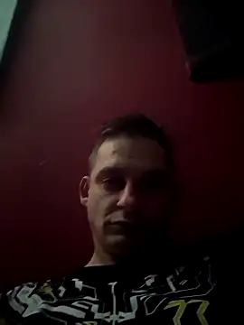 Snapshot of lsa_ chatting on 12/17/25, 11:44 lsa online show from 12/17/25, 11:44