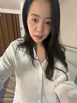 ccyun666 online show from 02/26/26, 04:00