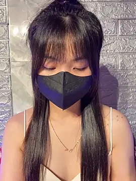    KARA    online show from 12/17/25, 01:00