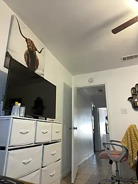 Snapshot of SweeTexasKyn chatting on 01/15/26, 10:57 SweeTexasKyn online show from 01/15/26, 10:57