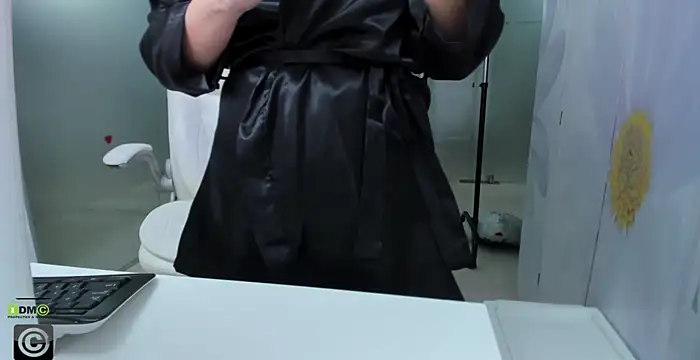 Snapshot of missdominna chatting on 02/25/26, 04:00 missdominna online show from 02/25/26, 04:00