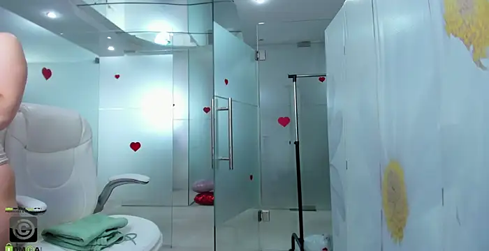 Snapshot of missdominna chatting on 02/26/26, 04:00 missdominna online show from 02/26/26, 04:00