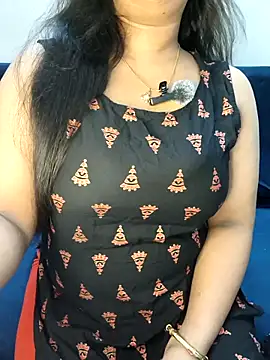 Snapshot of SSiya- chatting on 04/10/26, 06:01 SSiya- online show from 04/10/26, 06:01