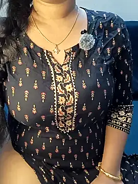 Snapshot of SSiya- chatting on 04/23/26, 06:21 SSiya- online show from 04/23/26, 06:21