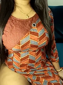 Snapshot of SSiya- chatting on 05/30/26, 06:49 SSiya- online show from 05/30/26, 06:49