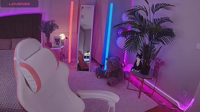 Dayana Foxy online show from 12/19/25, 07:59