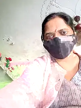 DIRTY-MOMS online show from 12/23/25, 07:06