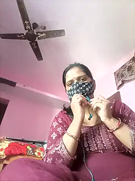 DIRTY-MOMS online show from 02/23/26, 05:38