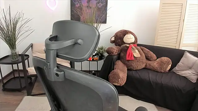 Snapshot of DiRosie chatting on 02/23/26, 09:17 DiRosie online show from 02/23/26, 09:17