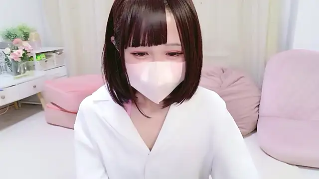 Snapshot of Nazuna_727 chatting on 07/08/26, 03:55 Nazuna 727 online show from 07/08/26, 03:55
