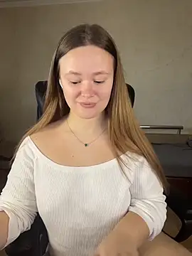 Snapshot of CaramelleSugarr chatting on 03/29/26, 02:50 CaramelleSugarr online show from 03/29/26, 02:50