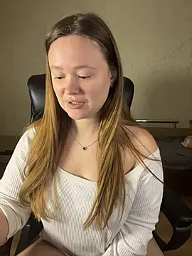 Snapshot of CaramelleSugarr chatting on 04/14/26, 07:20 CaramelleSugarr online show from 04/14/26, 07:20