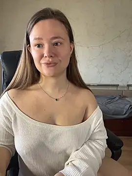 Snapshot of CaramelleSugarr chatting on 04/15/26, 07:26 CaramelleSugarr online show from 04/15/26, 07:26