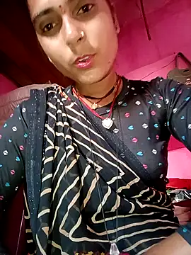 Snapshot of Bandna_sharma chatting on 12/18/25, 08:31 Bandna sharma online show from 12/18/25, 08:31