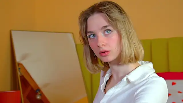 Snapshot of MerlinMeyer chatting on 03/25/26, 07:42 MerlinMeyer online show from 03/25/26, 07:42