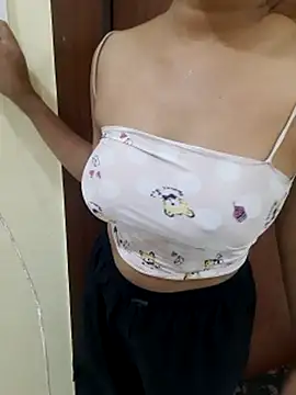 Geeta rani79 online show from 04/18/26, 07:58