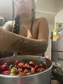 Candy LS online show from 05/29/26, 07:23