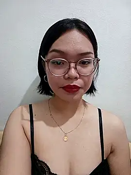 lwkfine online show from 12/19/25, 07:43