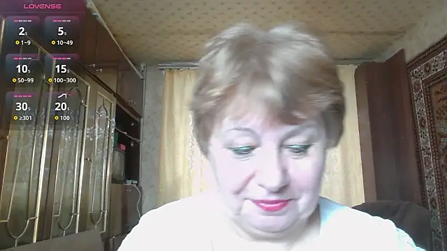Snapshot of Casey_peach chatting on 03/08/26, 04:38 Casey peach online show from 03/08/26, 04:38