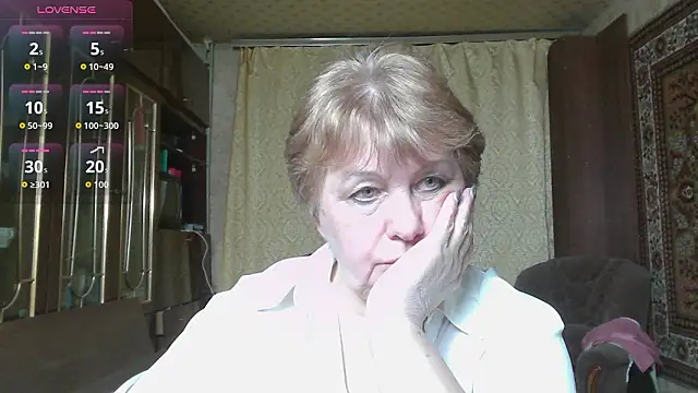 Snapshot of Casey_peach chatting on 03/16/26, 05:50 Casey peach online show from 03/16/26, 05:50