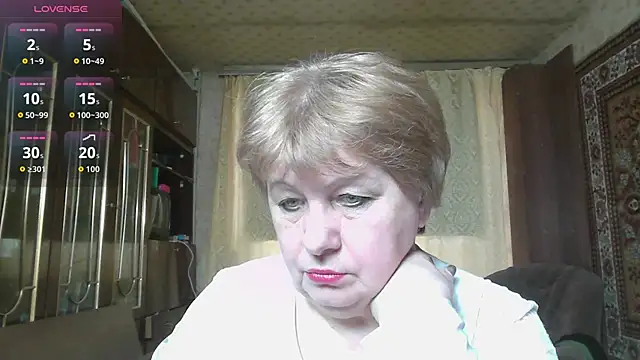 Snapshot of Casey_peach chatting on 03/19/26, 06:50 Casey peach online show from 03/19/26, 06:50