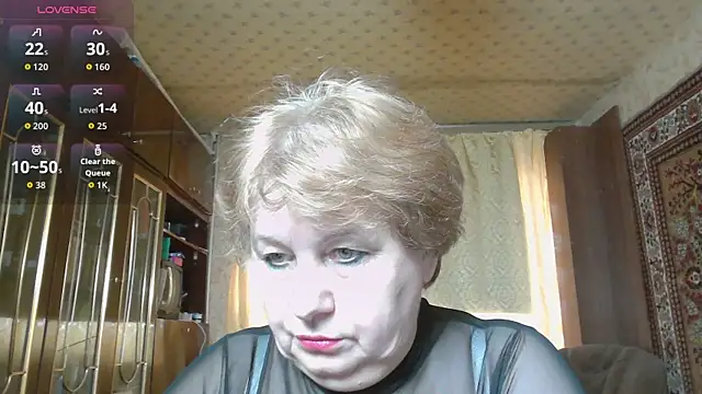 Snapshot of Casey_peach chatting on 03/23/26, 07:56 Casey peach online show from 03/23/26, 07:56