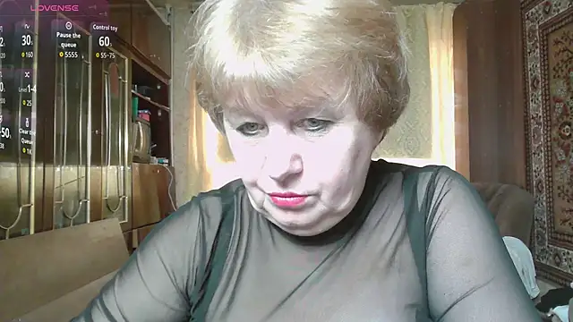 Snapshot of Casey_peach chatting on 03/24/26, 07:24 Casey peach online show from 03/24/26, 07:24