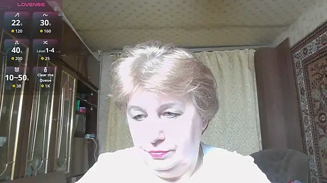 Snapshot of Casey_peach chatting on 03/26/26, 03:28 Casey peach online show from 03/26/26, 03:28