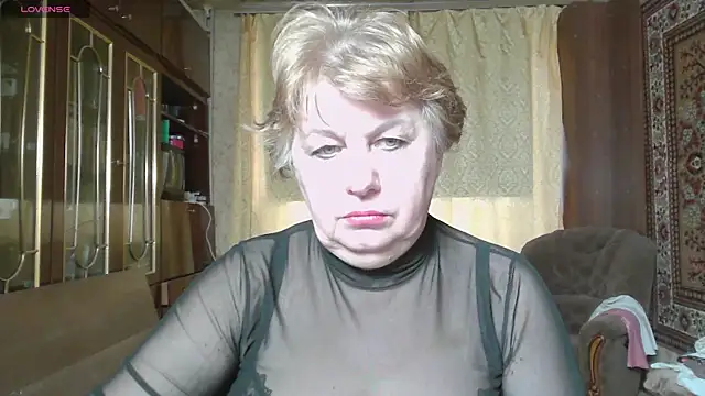 Snapshot of Casey_peach chatting on 03/29/26, 04:12 Casey peach online show from 03/29/26, 04:12