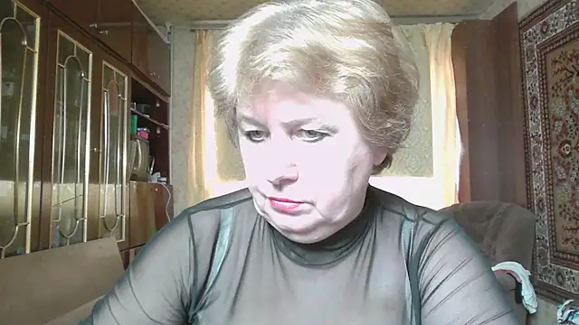 Snapshot of Casey_peach chatting on 03/31/26, 06:47 Casey peach online show from 03/31/26, 06:47