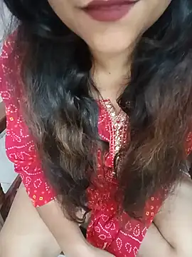 Snapshot of Sofia-111 chatting on 05/16/26, 11:31 Sofia-111 online show from 05/16/26, 11:31