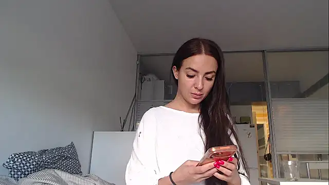 MilaMex online show from 06/04/26, 07:58