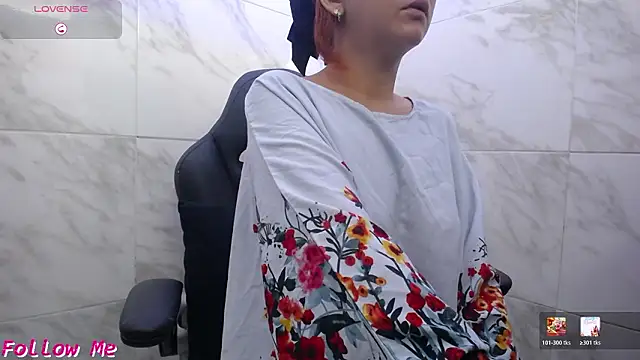 Snapshot of kyra_jeet chatting on 03/12/26, 12:22 kyra jeet online show from 03/12/26, 12:22